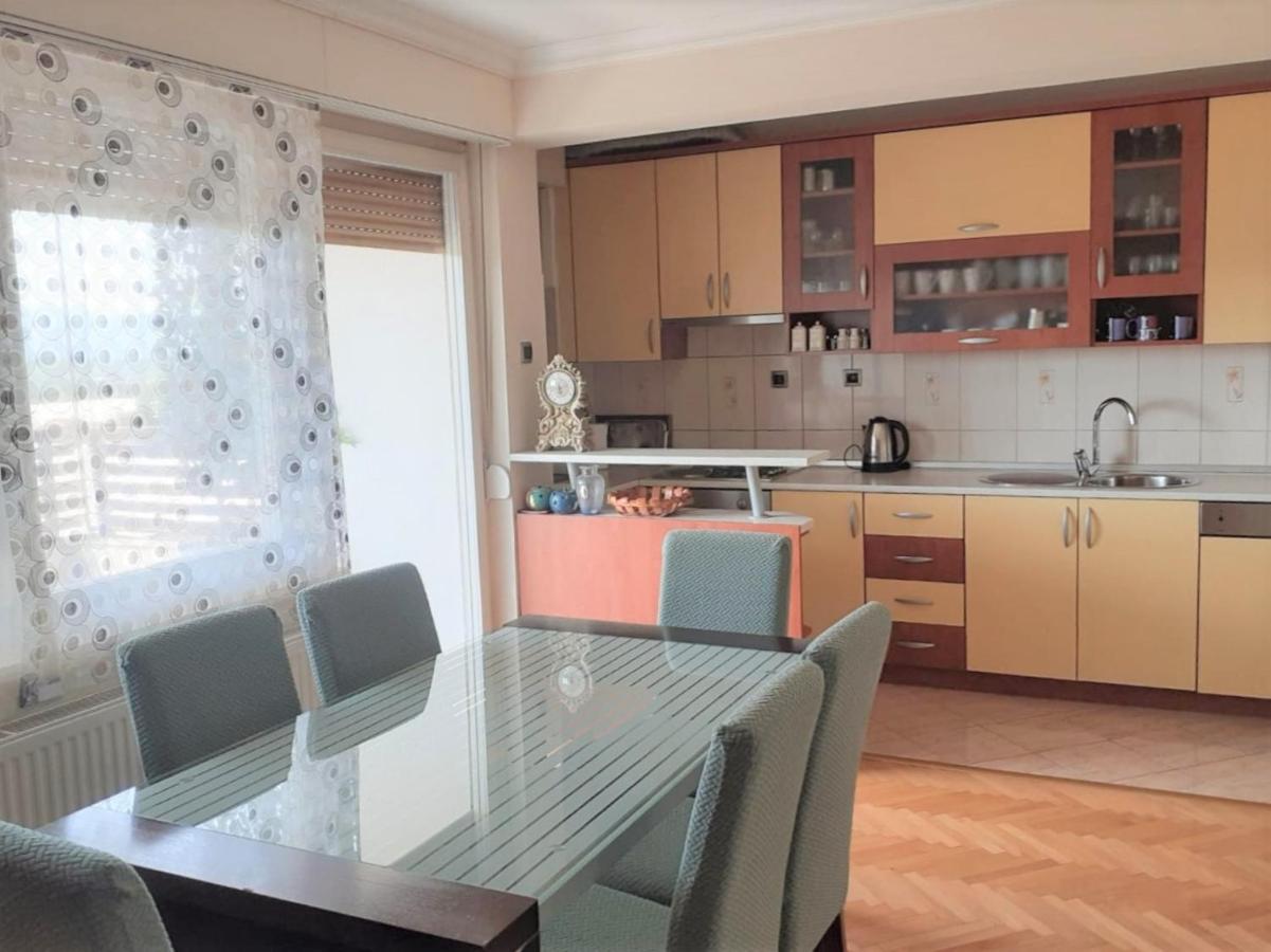 Spacious 80M2 Apartment In The Center Ljubuški Exteriér fotografie