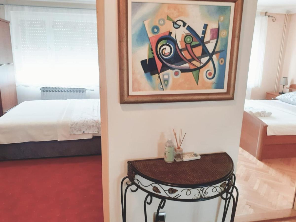 Spacious 80M2 Apartment In The Center Ljubuški Exteriér fotografie
